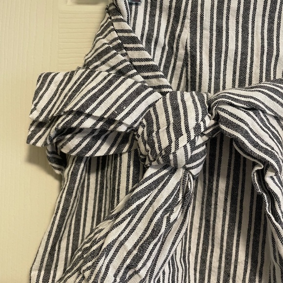 TOBI striped asymmetrical mini skirt - Picture 3 of 8